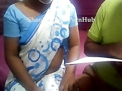 Sri lankan lecturer with her schoolgirl having orgy & messy talks ක්ලාස් ආපු කොල්ලත් එක්ක ටීචර් ගත්තු සැප
