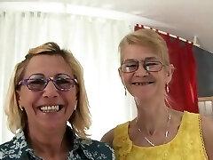 Fans of nips come check my profile Fans of nips come check my profile