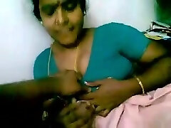 Horny man has fun with his sweet indian slut on bed