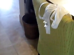 voyeur milf in her motel room