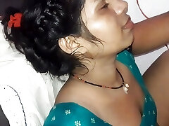 Sexy blouse wali bhabhi ko choda, indian lady porking