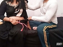 Punjabi Stepmom pummeled in the ass by her son-in-law when both are alone at home desi kaand