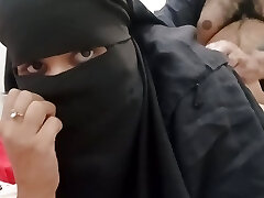 Pakistani Step-mom In Hijaab Fucked By Stepson