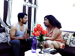 House owner is a sexy lady looking for fresh jizz-shotgun for her wet pussy