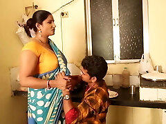 Super-fucking-hot Aunty Seduces Young Boy