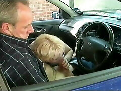 Dogging swinger wife shared her body at strangers