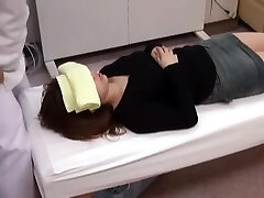 Cogido En La Cinta! 2 Derrame de Detrás de las escenas de los Momentos Con el Médico Jefe de manipulación Pervertido