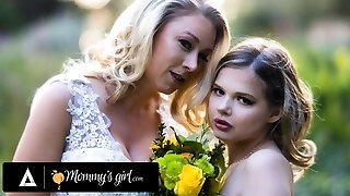 MOMMY'S Lady - Bridesmaid Katie Morgan Bangs Hard Her Daughter Coco Lovelock Before Her Wedding