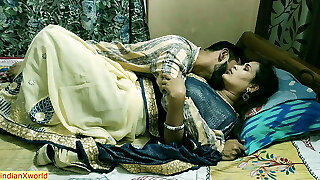 Cool bhabhi has erotic sex with Punjabi fellow! Indian romantic sex video