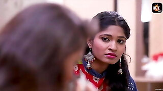 Desi Office Maid Has Sex with Office Chief