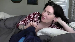 Morning Wood With Mom With Bettie Bondage