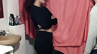 Beautiful Latina is fucked by her bf's giant cock in multiple poses - Porn in Spanish