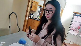 Maid with glasses using a donk plug and remote vibrator gets internal cumshot