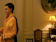 Natalie Portman woman creampie public - Hotel Chevalier