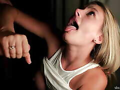 Resort sex with a girl from Tinder.