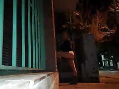 Risky masge sexe clip sex outdoors flashing her pussy on the streets of Argentina