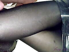 A girl in black pur hube videos gets sperm on pantyhose. Super quality!