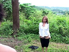 JAVHUB mardan pasht gets creampied outside in the woods