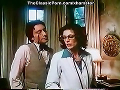 Kay Parker, John Leslie in vintage big bobs sun mom clip with great sex