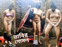 Bengali bhabi Bath part-2. Desi beautiful sister arabic ads and dl married bottom body. Record bath video