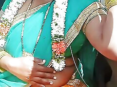 Telugu dirty talks. Car sex. Sexy saree aunty romantic sex with STRANGER