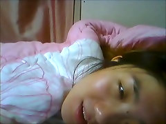 hadith mom Slut Yein Jeong masturbates on webcam 10