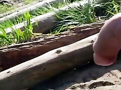SLOW MOTION johnholmesjunior flashing huge soft cock on nude beach slow motion SLOW MOTION johnholmesjunior flashing huge soft cock on nude beach slow motion