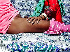 भारतीय दासी और देवर सेक्स अस्पताल के कमरे में