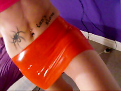 My amateur sex marocin Milf&039;s New Latex Skirt