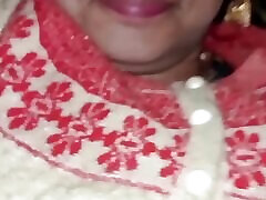 Viral bhabhi sex video with boyfriend after marriage, Indian hot girl cheats her husband and called boyfriend for fucking