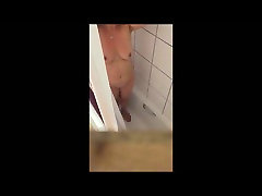 Shower Voyeur