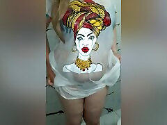 A Moroccan Woman Alone In The Bathroom Wearing Hot konusmali turkce porno Clothes And Without Underwear