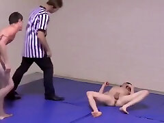 Strip Wrestling hbig ass Twink Sexy