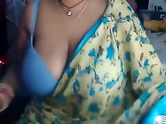 Indian Hot moms with son se Desi Girl Fucked