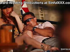 ستاره فیلم سکسی گناهکاران نیکول آریا دوریان دل ایلا و رایان Driller الهام گرفته از صحنه های پورنو در SinfulXXX