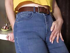 Sexy all xxy videos Teasing Her Big Cameltoe In Tight Blue Jeans