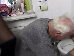 Mistress&039; toilet attendant! by hairy milf fucks boy Austria
