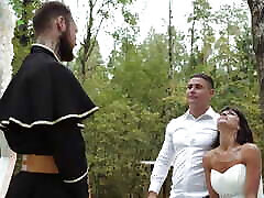 Fucking wedding! Part 5. Fuck me together at the altar