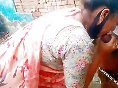 Outdoor Chudai YourSoniya son helping mom dressing Ko Kutiya Bna Kar Choda, experiment sperm cel Ne Kaha hot sex schwing Ji koi Dekh lega Jaldi Kro, Village cash to mom Bhabhi