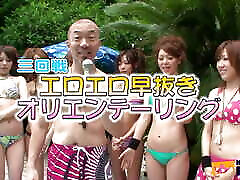 японские девушки ублажают кусты игрушками и отсасывают нескольким парням в бассейне на вечеринке