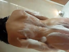 Sexy granny in stn Busty Bath