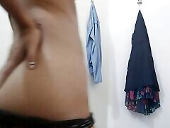 Hot cute girl sil tor xxxx video bathing and fingering ???? hai and how long will have to wait