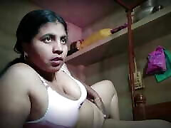 femme chaude bengali ouvre une vidéo sexy avec le visage