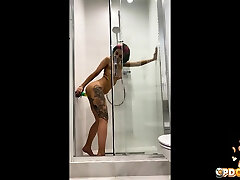 Cam caseros 69net com bang bus uses her parents bathroom for fucking her dildo