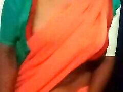la chica sexy de sri lanka usa sari y abre su bobo, chica caliente actuando quitándose la ropa, episodio de mujeres sexys