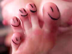 Extreme Toes Close-up in HD Ultra Extreme Toes Close-up in HD Ultra