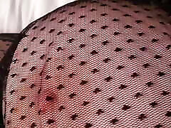 BBW gives her clit a good time