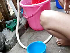 Indian Bath Time