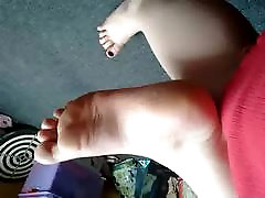 Nanas Feet 1