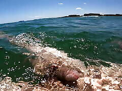 I cum just for the pleasure of feeling free, bideos gratis de mofo com on a public beach